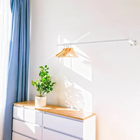 120qm Denkmal In Mit Stuck Und Balkon - Beuys - דירה