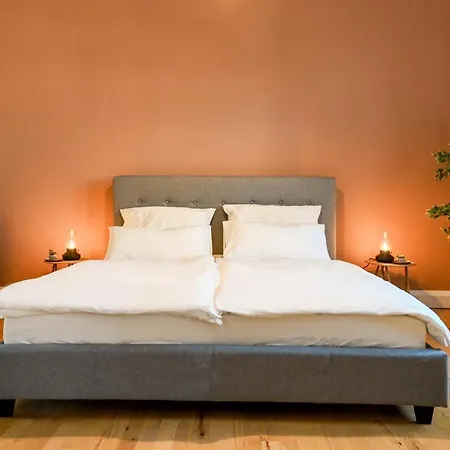 120qm Denkmal In Mit Stuck Und Balkon - Beuys - דירה *