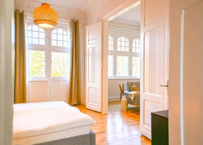 公寓 120qm Denkmal In Mit Stuck Und Balkon - Beuys - 克雷费尔德